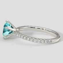 Afbeelding in Gallery-weergave laden, 6-punts ronde Paraiba ring met diamanten accenten
