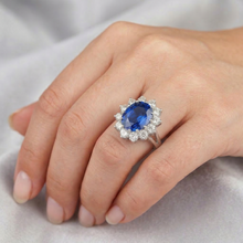 Afbeelding in Gallery-weergave laden, 6.50 Karaat Bloem Sri Lankaanse Saffier Ring Natuurlijke uit de aarde gewonnen Diamant Witgoud 14K
