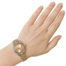 Afbeelding in Gallery-weergave laden, Dames Rolex Datumjust horloge Stok wijzerplaat gladde rand tweekleurig
