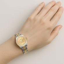 Afbeelding in Gallery-weergave laden, 67193 Rolex Oyster Perpetual Champagne Wijzerplaat Dameshorloge P1
