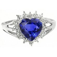 Afbeelding in Gallery-weergave laden, Ring met 7.61 Ct hartvormige blauwe saffier uit Sri Lanka en natuurlijke uit de aarde gewonnen diamanten
