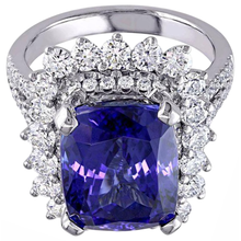 Afbeelding in Gallery-weergave laden, echte round tanzaniet 7.75karaat ring close-up detail
