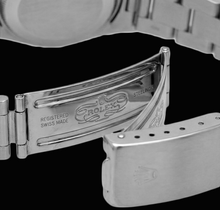 Afbeelding in Gallery-weergave laden, Aangepaste Diamant rand Rolex Middelgroot zonder datum 31 mm horloge van roestvrij staal
