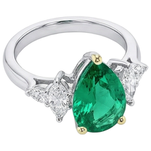 Afbeelding in Gallery-weergave laden, Colombiaanse Smaragd Edelsteen Ring 3 karaat Bicolor 14K Goud – zijaanzicht
