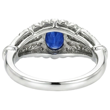 Afbeelding in Gallery-weergave laden, Antieke Stijl Blauwe Saffier IGI GECERTIFICEERDE Diamanten Damesring 8.75 Karaat

