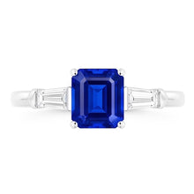 Afbeelding in Gallery-weergave laden, Baguette Diamond Three Stone Emerald Shaped Ring 1,25 karaat
