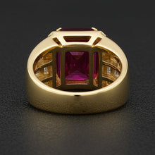 Afbeelding in Gallery-weergave laden, Duivenbloed Robijn Herenring 11,00-karaat 10K Yellow Gold – zijaanzicht
