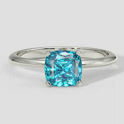 Blauwachtige kussen Paraiba ring