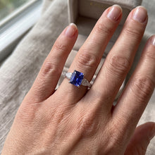 Afbeelding in Gallery-weergave laden, Blauwe Saffier Edelsteen Stralende Geslepen Ring Peer &amp; Ronde Diamanten 3 Karaat
