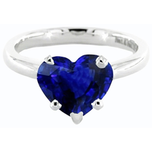 Afbeelding in Gallery-weergave laden, Blauwe Saffier Solitaire Hartvormige Ring 2 Karaats 14K Goud
