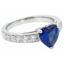 Afbeelding in Gallery-weergave laden, Blauwe saffier edelsteen ring hart gesneden 3,50 karaat Prong set sieraden
