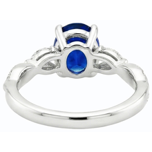 Afbeelding in Gallery-weergave laden, Blauwe saffier edelsteen ring met markiezin &amp; ronde accenten 4,50 karaat
