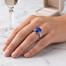 Afbeelding in Gallery-weergave laden, Blauwe saffier edelsteen ring wit goud 14K Natuurlijke echte diamant ( niet in het laboratorium gekweekt )en 2,50 karaat

