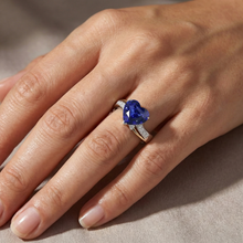 Afbeelding in Gallery-weergave laden, echte round saffier 3karaat ring met diamantaccenten
