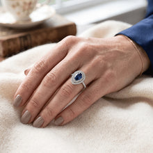 Afbeelding in Gallery-weergave laden, Briljant Royal Blue Saffier Edelsteen Ring 3,50 karaat
