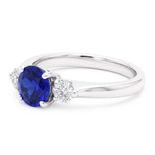 Afbeelding in Gallery-weergave laden, Ceylon Sapphire Edelsteen Ring Vrouwen 3 Steen Ronde Diamanten 2.50 Karaat

