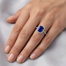 Afbeelding in Gallery-weergave laden, echte round saffier 3.50karaat ring met diamantaccenten
