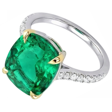 Afbeelding in Gallery-weergave laden, Briljant Smaragd Edelsteen Ring 4 karaat – hoekaanzicht
