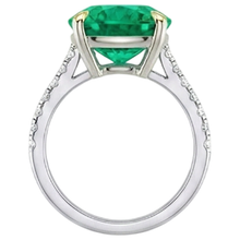 Afbeelding in Gallery-weergave laden, Smaragd Cushion Edelsteen Ring in 14 Karaat Tweekleurig Goud – bovenaanzicht
