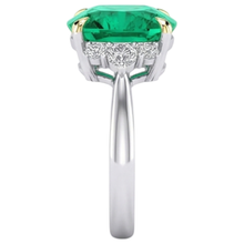 Afbeelding in Gallery-weergave laden, Smaragd Edelsteen Ring 4 karaat Tweekleurig 14K Goud – profielaanzicht
