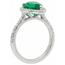 Afbeelding in Gallery-weergave laden, Damesring 5.25 Karaat Groene Smaragd GIA en Natuurlijke uit de aarde gewonnen Diamant Ring Witgoud 14K
