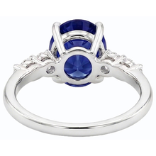 Afbeelding in Gallery-weergave laden, echte round diamant 4karaat ring close-up detail
