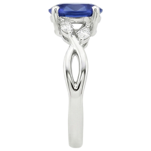 Afbeelding in Gallery-weergave laden, Dames Jubileumring Ovaal Blauwe Saffier &amp; Marquise Natuurlijke uit de aarde gewonnen Diamant 6 Karaat
