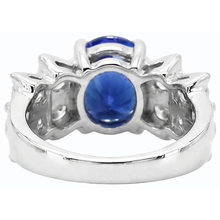 Afbeelding in Gallery-weergave laden, echte round diamant 2.50karaat ring bovenaanzicht
