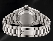 Afbeelding in Gallery-weergave laden, Rolex Day-Date 228239 40mm Witte Romeinse Wijzerplaat 18K Witgoud Horloge
