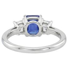 Afbeelding in Gallery-weergave laden, Diamant 3 Stenen Ring Smaragd Ceylon Saffier &amp; Diamant 3,50 Karaat
