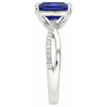 Afbeelding in Gallery-weergave laden, Natuurlijke uit de aarde gewonnen diamanten Halo ring met Ceylonese saffier van 5.50 karaat, Princess-slijpsel met accenten
