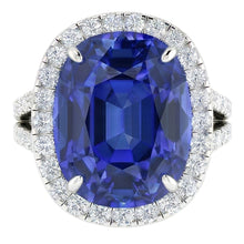 Afbeelding in Gallery-weergave laden, Natuurlijke uit de aarde gewonnen diamanten halo ovale Ceylonsaffierring met pavé gespleten schacht 6 karaat
