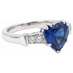 Diamanten jubileum hart Sri Lankaanse saffier ring 5 steen 1,75 karaat