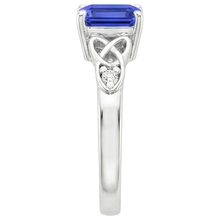 Afbeelding in Gallery-weergave laden, Diamanten ring met 3 stenen smaragd blauwe saffier vintage stijl 3,25 karaat
