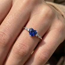 Afbeelding in Gallery-weergave laden, Diamanten ring hart blauwe saffier 5 steen 1,25 karaat gouden sieraden
