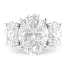 Afbeelding in Gallery-weergave laden, Drie Stenen Echte Grote Ovale Gedolven Diamanten Ring
