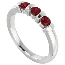 Afbeelding in Gallery-weergave laden, Drie stenen Birma Ruby Ring 0,90 karaat Bar instelling sieraden Nieuw
