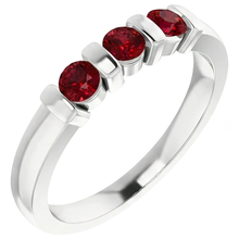 Afbeelding in Gallery-weergave laden, Drie stenen Birma Ruby Ring 0,90 karaat Bar instelling sieraden Nieuw

