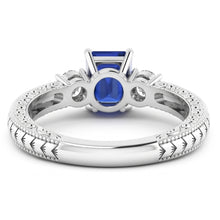 Afbeelding in Gallery-weergave laden, Drie stenen antieke stijl Emerald Sri Lankaanse saffier ring 1,75 karaat
