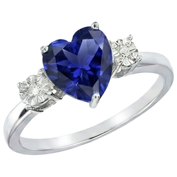 Driestenen Ring Hartvormige Blauwe Saffier Rond & Natuurlijke uit de aarde gewonnen Diamanten 8 Karaat