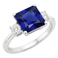Afbeelding in Gallery-weergave laden, Driestenen Ring Prinses Blauwe Saffier &amp; Ronde Natuurlijke uit de aarde gewonnen Diamanten 5.50 Karaat
