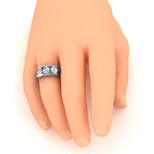 Afbeelding in Gallery-weergave laden, Drie Stenen Heren Ring Laboratorium Gekweekt Ronde Diamanten 14K Goud

