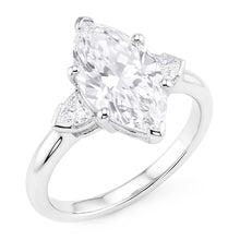 Afbeelding in Gallery-weergave laden, Driesteensring Oud Geslepen Marquise Natuurlijke Echte Diamant (Niet Labgekweekt) &amp; Taps Toelopende Baguettes 5.25 Karaat
