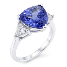Afbeelding in Gallery-weergave laden, Driesteensring met trilliant geslepen blauwe, uit de aarde gewonnen diamant edelsteen, 6,5 karaat, witgoud 14K
