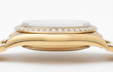 Afbeelding in Gallery-weergave laden, Dubbele rij diamanten wijzerplaat Rolex voorzitter Stijl horlogering goud Datumjust
