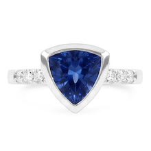 Afbeelding in Gallery-weergave laden, Echte Diamanten edelsteen sieraden 2 karaat biljoen bezel set blauwe saffier ring
