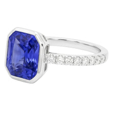 Afbeelding in Gallery-weergave laden, Echte Ronde Diamond Ceylon Sapphire Ring Bezel Set 4 Karaat Pave Set Accenten
