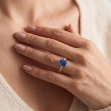 Afbeelding in Gallery-weergave laden, Echte Saffier Ring 4 Karaat
