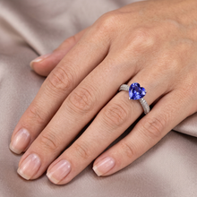Afbeelding in Gallery-weergave laden, Edelsteen Blauwe Saffier Ring 4 Karaat Meerdere Rij Pave Diamanten
