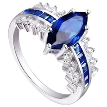 Afbeelding in Gallery-weergave laden, Ring met Markies &amp; Princess Geslepen Blauwe Saffier, Natuurlijke uit de aarde gewonnen Diamant, 6.50 Karaat
